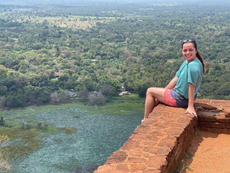 From Colombo Cruise port: Sigiriya and Dambulla 2-Day Tour - How the Tour Works and What to Expect