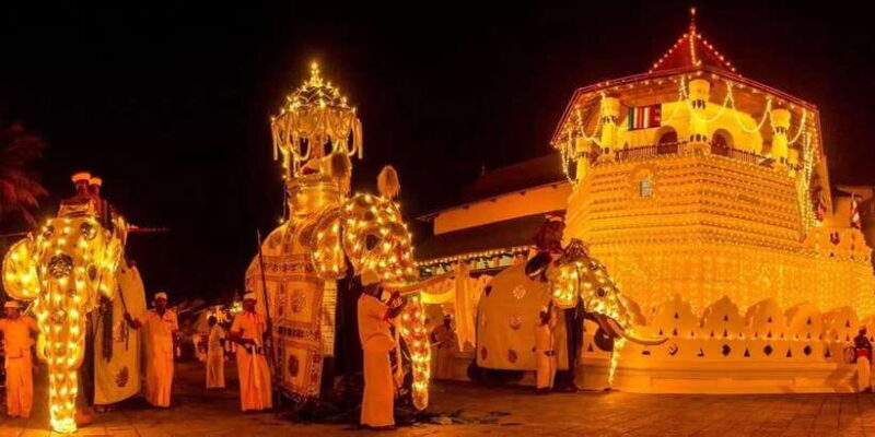 From Colombo - Day Trip to Kandy/ Pinnwala/ Royal Gardens - From Colombo - Day Trip to Kandy, Pinnawala, and Royal Gardens