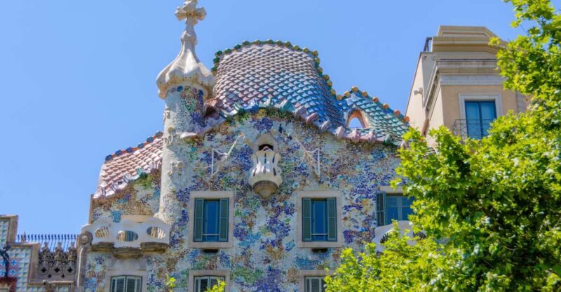 From Costa Brava: Barcelona and Antoni Gaudí's Work Bus Tour - Is It Worth the Price?