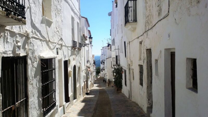 From Costa del Sol: Casares Private Tour - The Perfect Blend of Guided Tour and Free Time