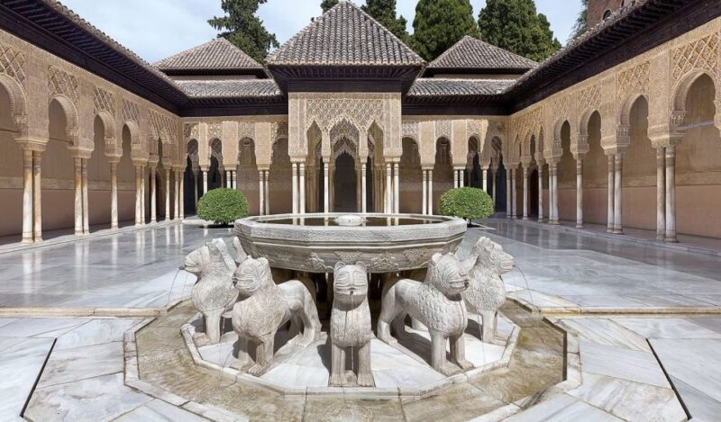 From Costa del Sol: Granada, Alhambra + Nasrid Palaces Tour - Exploring the Tour in Detail