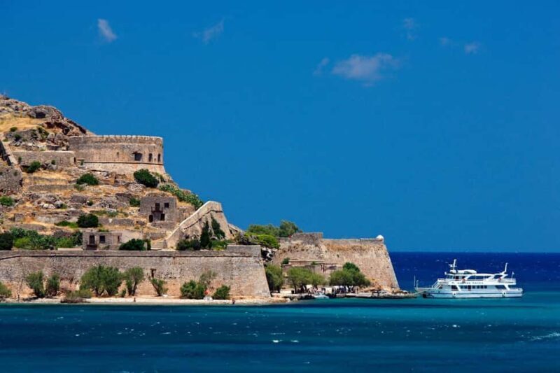 From Crete: Spinalonga Guided tour & Lunch in Local Tavern - A Detailed Look at the Crete: Spinalonga Guided Tour & Lunch Experience