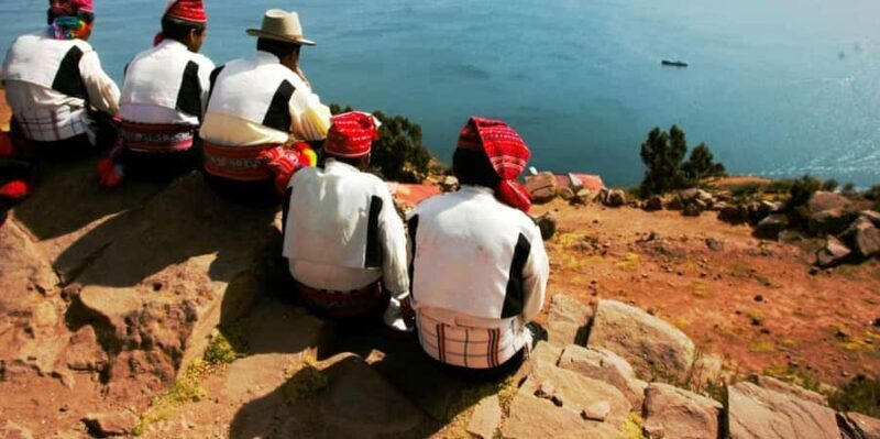 From Cusco: Lake Titicaca 1-Day Sleeper Bus Tour + Lunch - Key Points