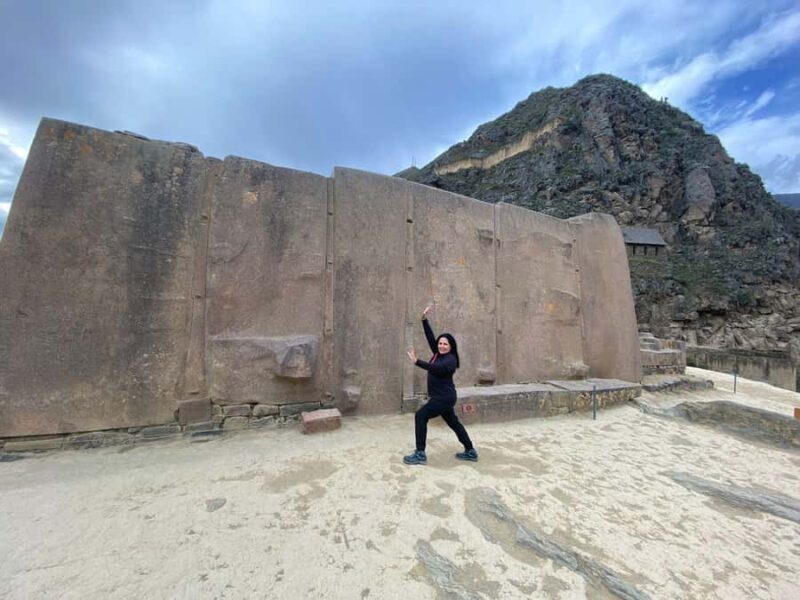 From cusco: Tour Sacred Valley VIP to Ollantaytambo station - Key Points