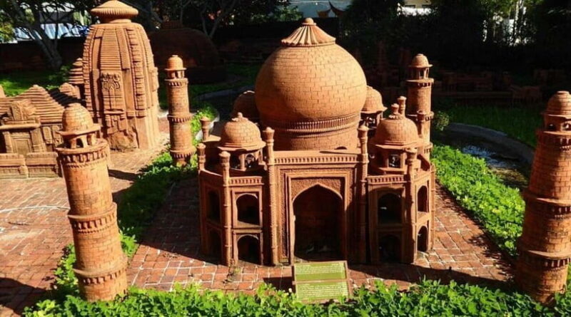 from Da Nang: Hoi An Instagram Cafe Tour with Rooftop View - Exploring Hoi An in a Day: The Instagram Cafe Tour with Rooftop Views