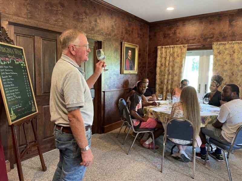From DC: Premium Virginia Wine Country Tour with Tastings - FAQ