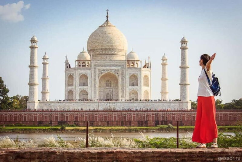 From Delhi: 2-Day Luxury Private Golden Triangle Tour - A Closer Look at the 2-Day Golden Triangle Tour