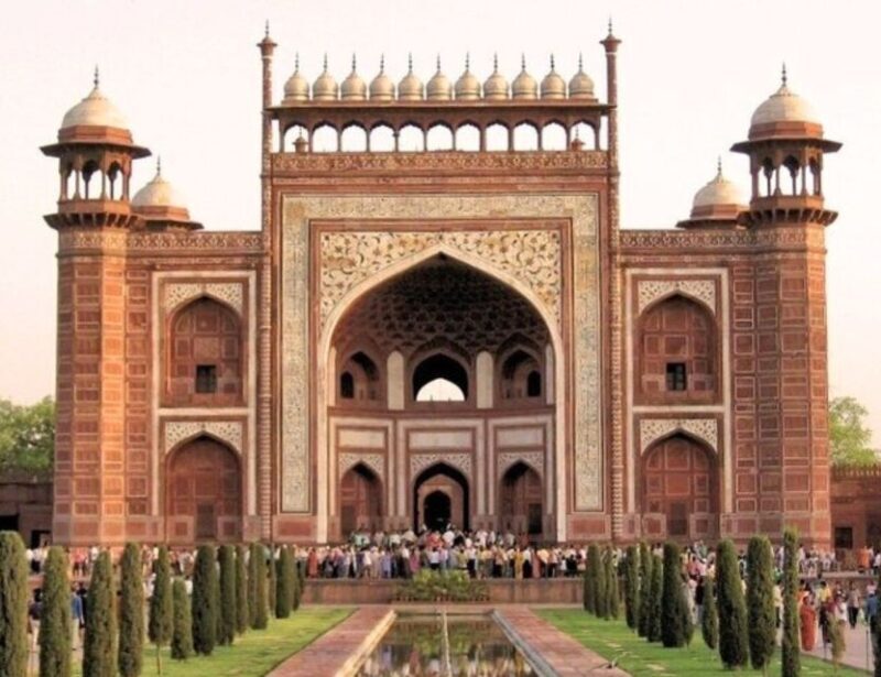 From Delhi: Agra City Overnight and Taj Mahal Tour by Car - Transportation and Group Size: Efficiency and Comfort
