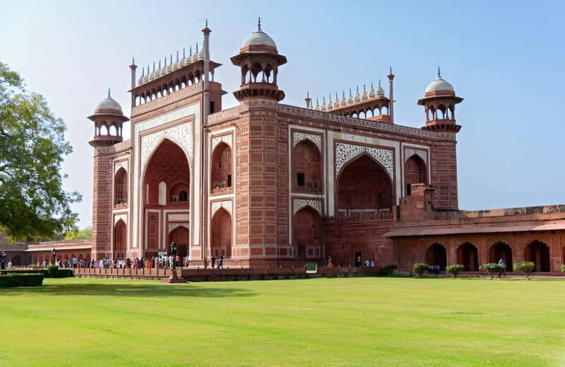 From Delhi Airport: Private Tajmahal Layover Day Trip by Car - Key Points