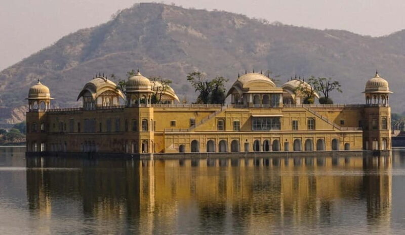 From Delhi: Full Day Jaipur Tour with Car, Guide & Lunch - Exploring the Full-Day Jaipur Tour: A Detailed Review