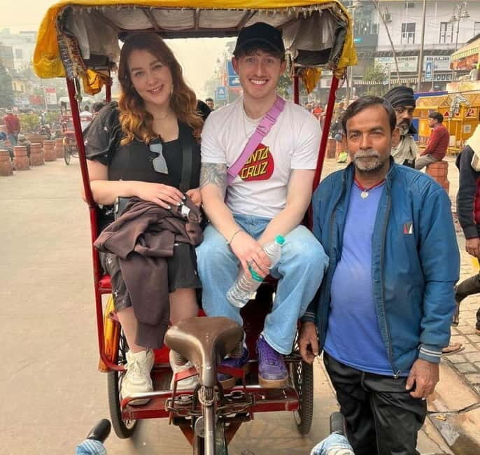 From Delhi: Hawa Mahal and City Palace Guided Tour by Car - Authentic Culture and Comfort in One Day