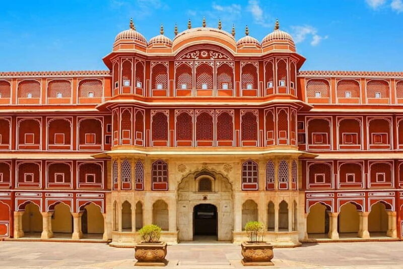 From Delhi: Jaipur Full-Day Tour with Amber Fort & Lunch - Navigating the Itinerary: What to Expect on Your Jaipur Day Trip