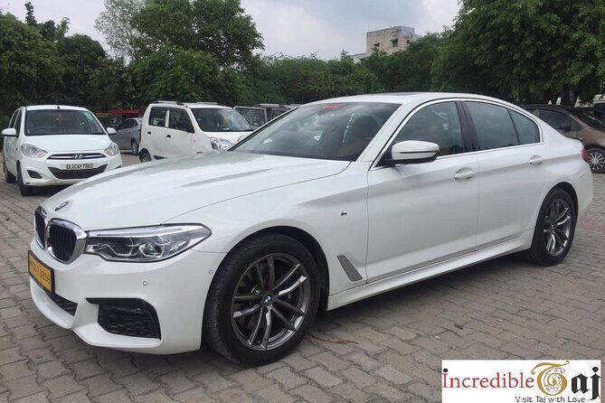 From Delhi: Luxury Taj Mahal Day Tour By Audi / BMW/ Mercedes - The Balance of Comfort and Authenticity