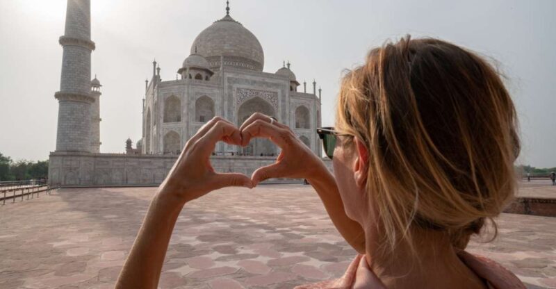 From Delhi: Private Day Trip to Agra with Guide and Transfer - Discover Agra in One Day: Private Tour from Delhi with Guide and Transfer