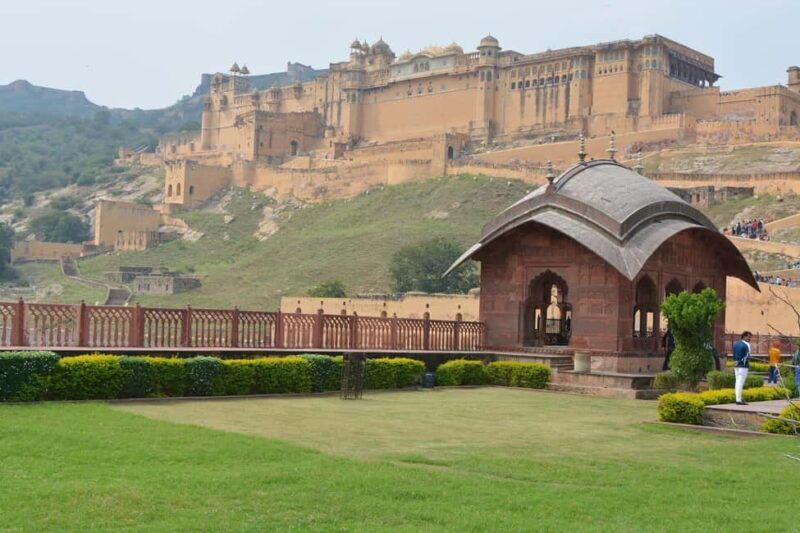 From Delhi: Private Jaipur 2-Day Tour with Accommodation - FAQs