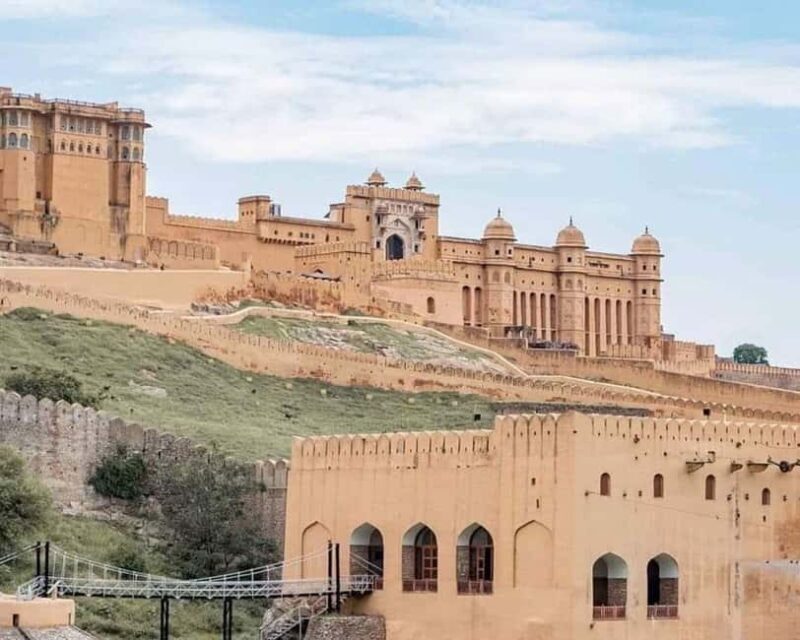 From Delhi: Private Jaipur Tour with Expert Guide & Pickup - Authentic Local Experiences and Market Browsing