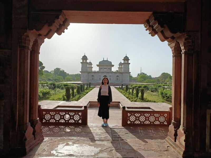 From Delhi: Private Layover Taj Mahal Day Tour By Car - Who Will Love This Tour?