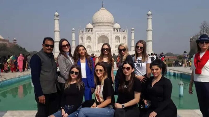 From Delhi: Private, Luxury Taj Mahal tour with Expert guide - Visiting Agra Fort