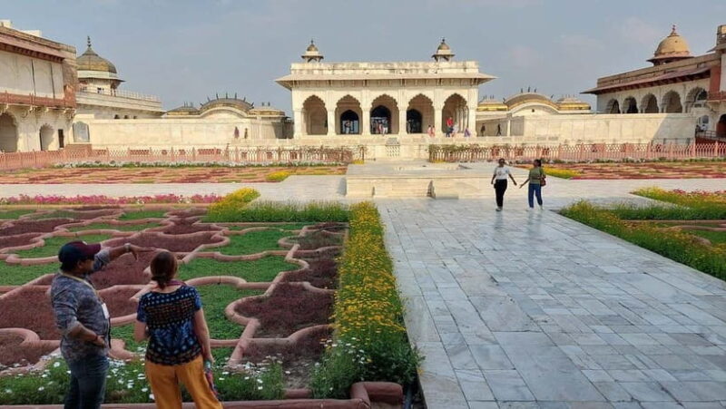 From Delhi: Private Taj Mahal & Agra Tour with 5* Lunch - FAQ