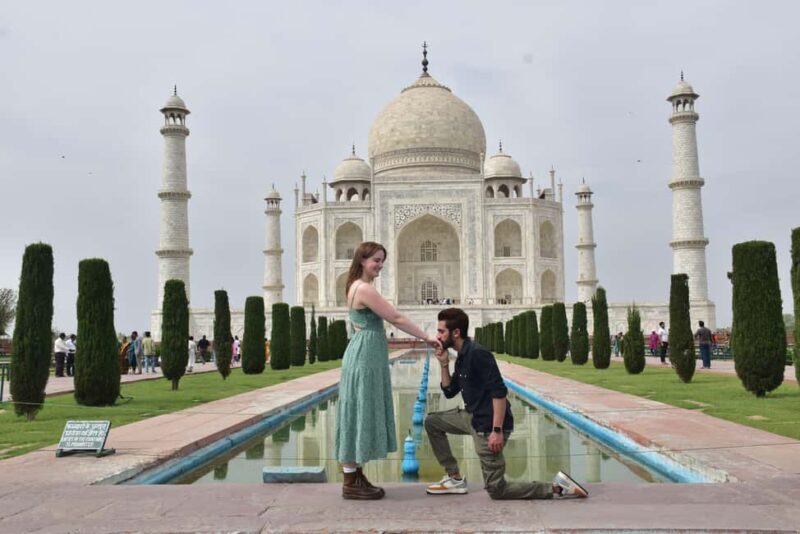 From Delhi: Private Taj Mahal & Agra Tour with 5-star Lunch - FAQs