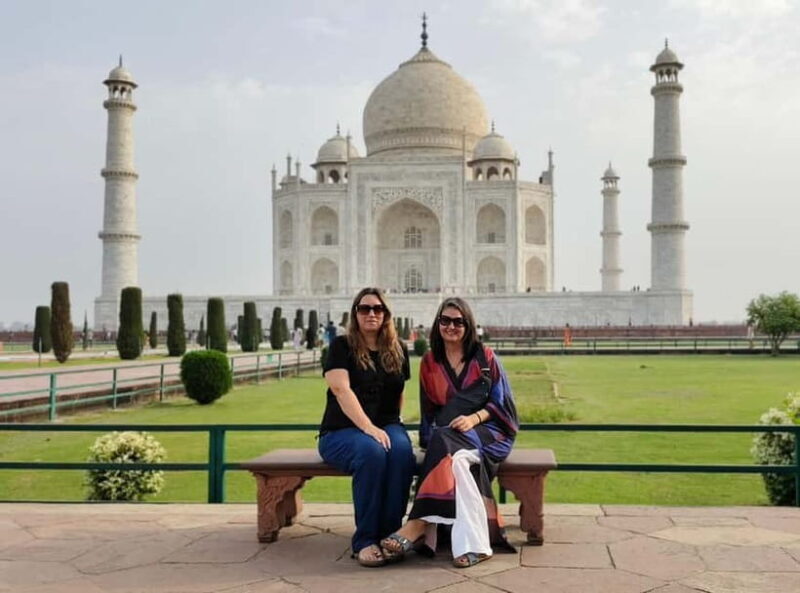 From Delhi: Private Taj Mahal & fatehpur Sikri Day Trip - What Travelers Say