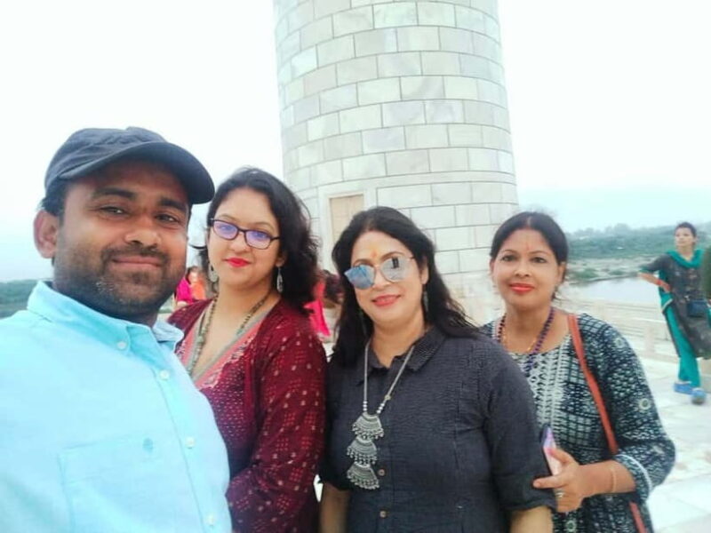 From Delhi: Same Day Taj Mahal Tour with lunch in 5 star - Who Should Consider This Tour?