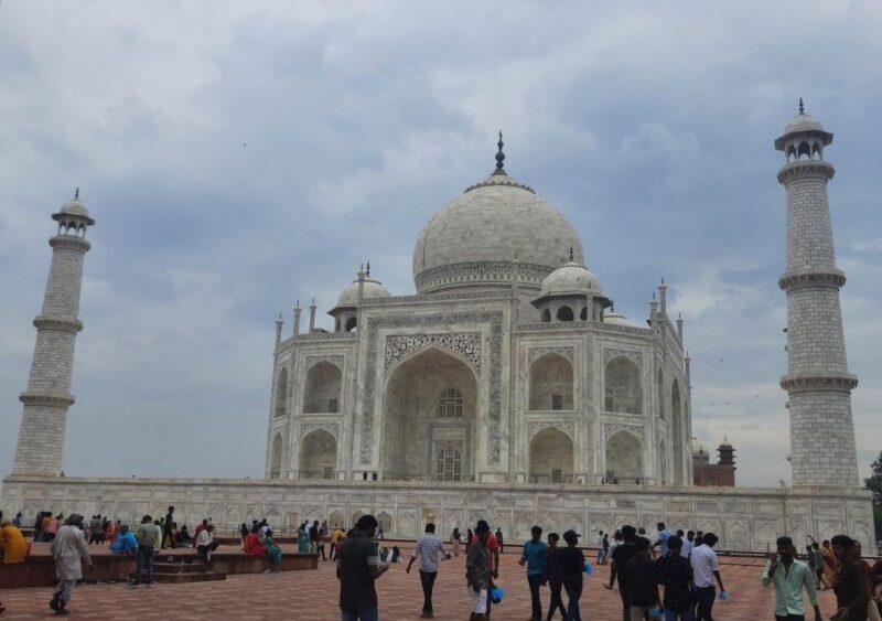 From Delhi: Taj Mahal & Agra City Tour By Private Car - Key Points