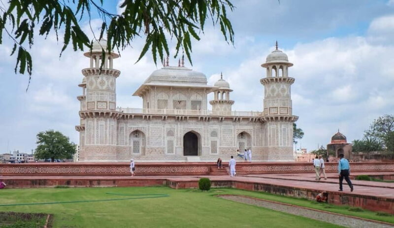 From Delhi: Taj Mahal & Agra Day Tour by Superfast Train - In-Depth Review of the Taj Mahal & Agra Day Tour