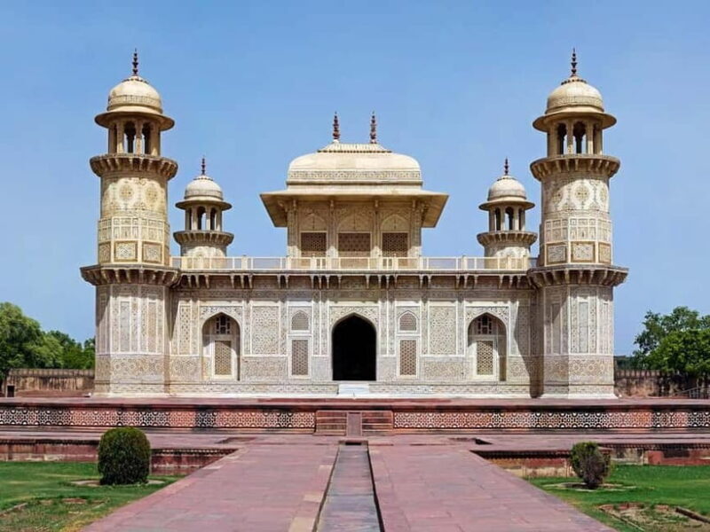 From Delhi: Taj Mahal & Agra Private Day Tour with 5* Lunch - Who Should Book This Tour?