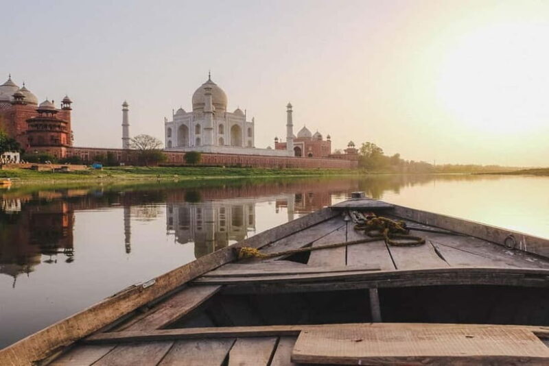 From Delhi: Taj Mahal & Agra Tour with Boat Ride & Lunch - Who Should Consider This Tour?