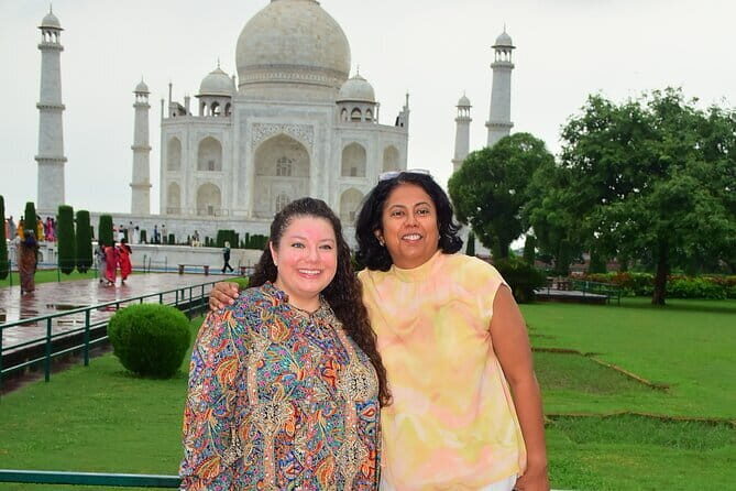 From Delhi Taj Mahal and Agra Private Guided Car Tour - The Journey from Delhi to Agra