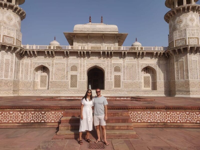 From Delhi: Taj Mahal Private Tour by Car with Entrance Fees - FAQ