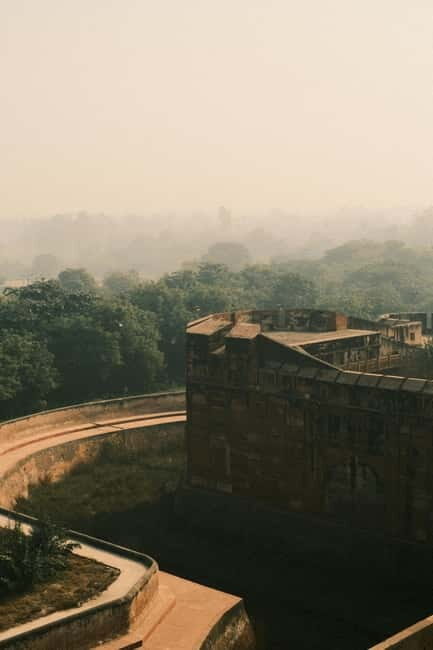 From Delhi: Taj Mahal Sunrise, Agra Fort, and Baby Taj Tour - Authenticity and Experience: What Travelers Say