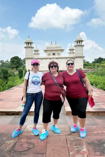 From Delhi: Taj Mahal Sunrise & Agra Fort Day Tour - FAQ