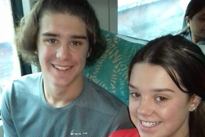 From Delhi - Taj Mahal Tour by Gatimaan Train with 5* Lunch - Frequently Asked Questions