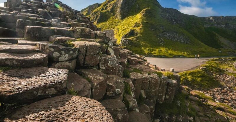 From Dublin: Belfast and Giant's Causeway: 2-Day Guided Tour - Day 2: Giants Causeway, Dunluce Castle, and the Antrim Coast
