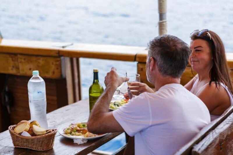 From Dubrovnik: Elaphiti Islands Galleon Cruise with Lunch - The Lunch Experience