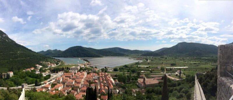 From Dubrovnik Oyster, Mussles, and Wine Tasting in Ston Bay - Exploring Ston’s Historic Walls and Salt Factory
