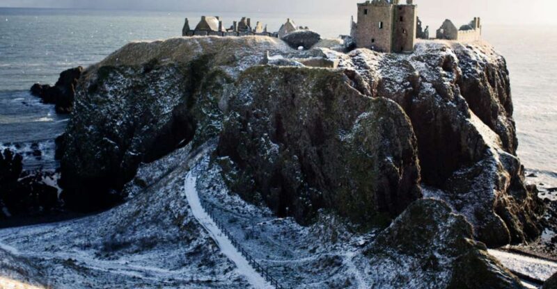 From Edinburgh: Glamis and Dunnottar Castles Tour in Italian - Key Points