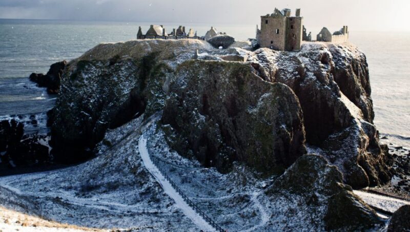 From Edinburgh: Glamis and Dunnottar Castles Tour in Italian - What’s Included and What’s Not