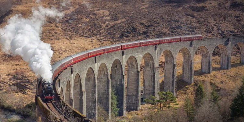 From Edinburgh: Glenfinnan, Fort William and Highland Cows - Key Points