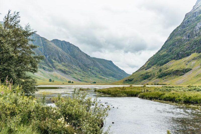 From Edinburgh: Loch Ness, Glenoce & The Highlands Day Tour - The Travel Experience and Comfort