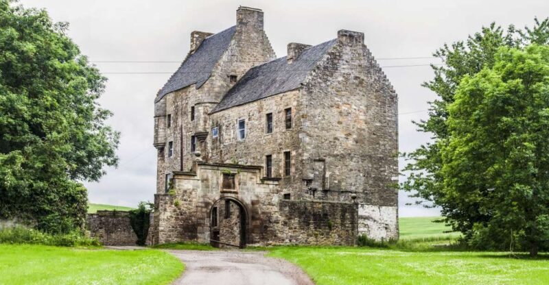 From Edinburgh: The Outlander Experience Guided Tour - Key Points