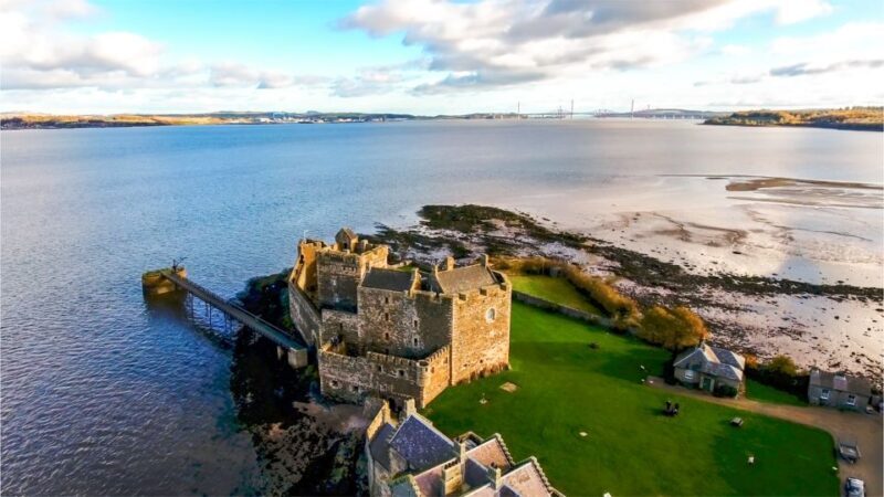From Edinburgh: The Outlander Experience Guided Tour - What’s Not Included