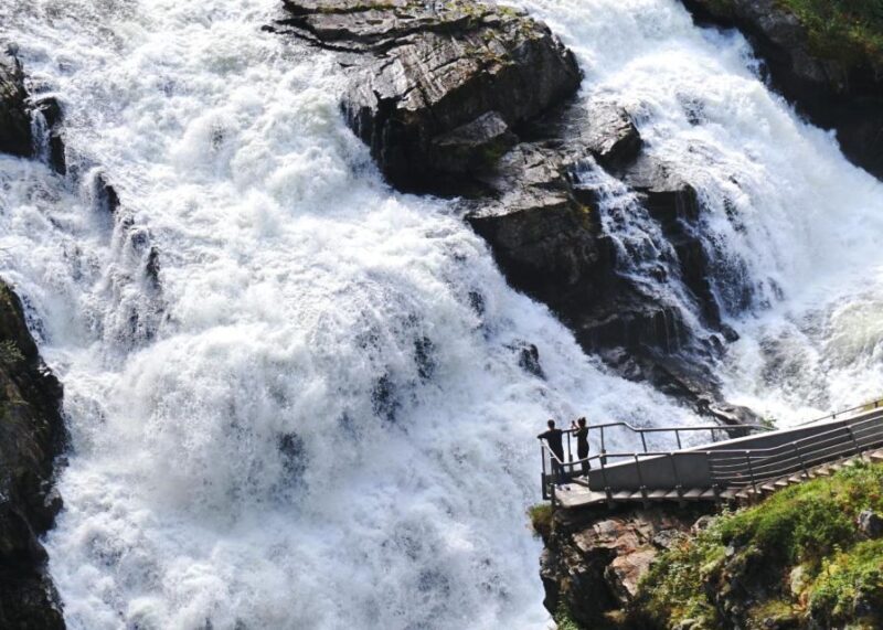 From Eidfjord: Vøringfossen Waterfall Nature Tour with Guide - From Eidfjord: Vøringfossen Waterfall Nature Tour with Guide