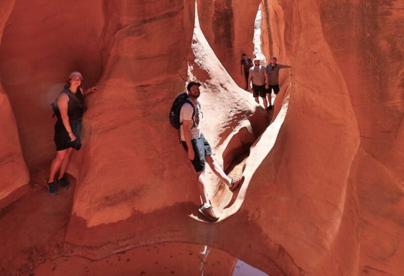 From Escalante: Dry Fork, Peekaboo & Spooky Slot Canyon Tour - From Escalante: Dry Fork, Peekaboo & Spooky Slot Canyon Tour