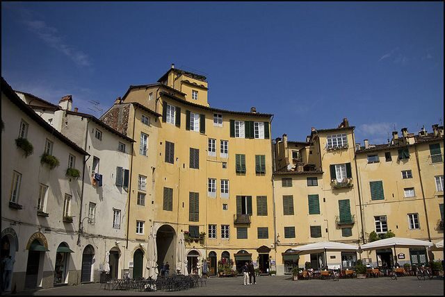 From Florence: Pisa & Lucca Day Tour with Buccellato Tasting - Key Points