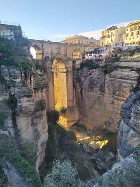 From Fuengirola: Ronda and Setenil de las Bodegas Day Trip - Key Points