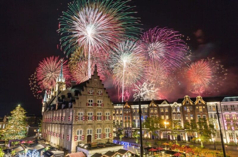 From Fukuoka: Private Day Trip to Huis Ten Bosch Theme Park - Who Will Appreciate This Tour?