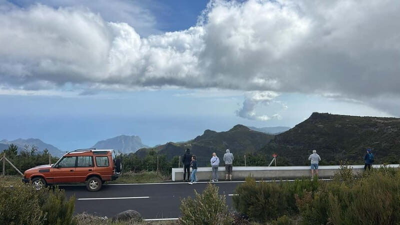 From Funchal: Private Eastern or Western Jeep Tour - What to Expect During the Day